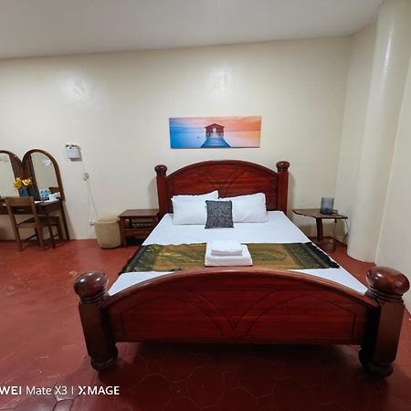 Medellin Seaview Inn Ngoại thất bức ảnh