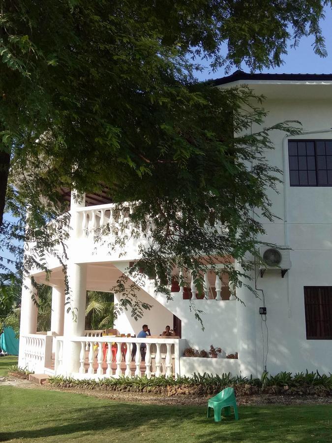 Medellin Seaview Inn Ngoại thất bức ảnh