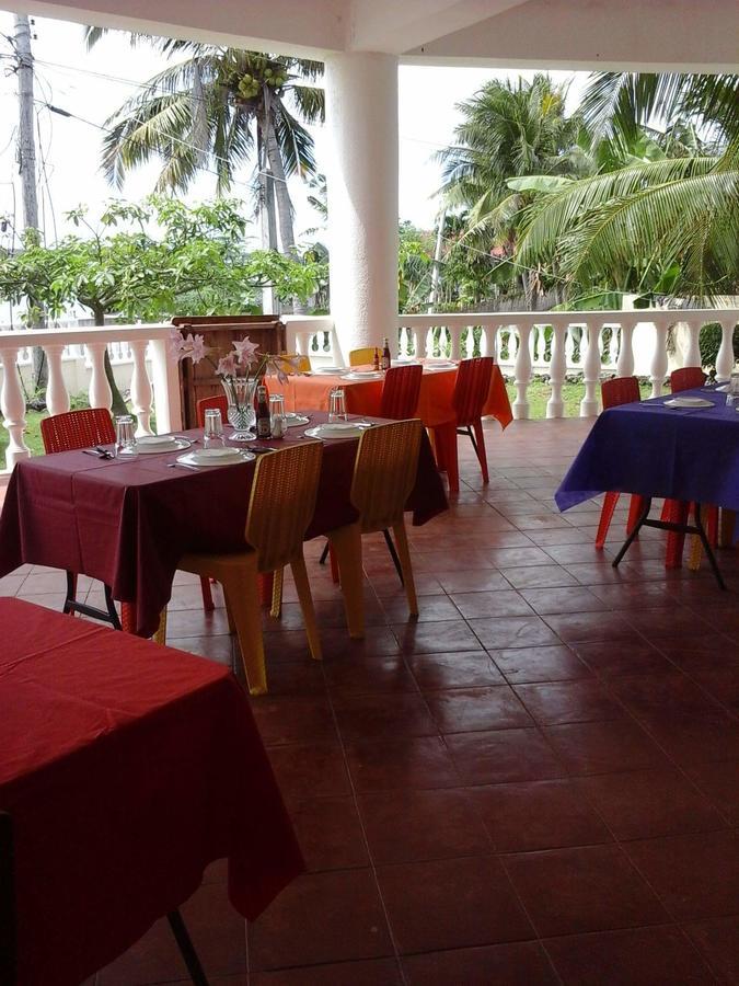Medellin Seaview Inn Ngoại thất bức ảnh